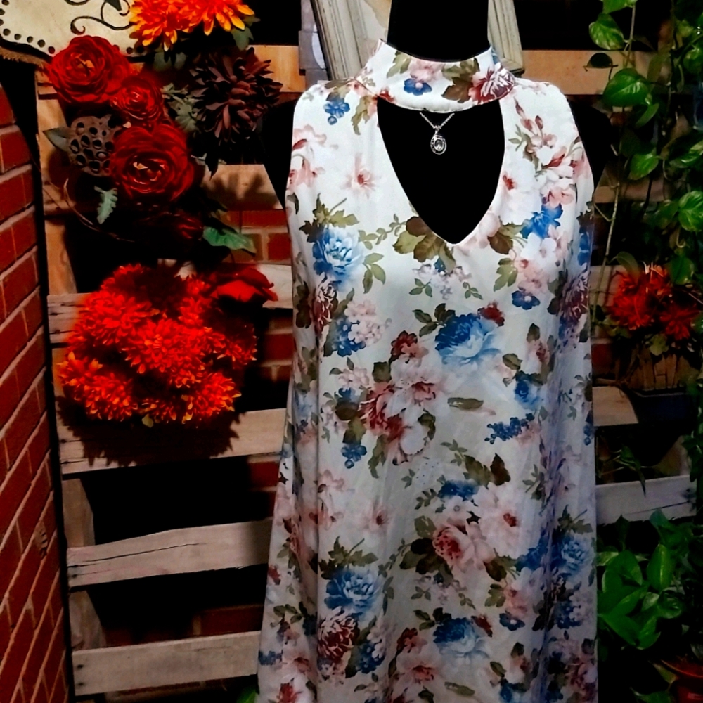 Style Rack Choker Dress